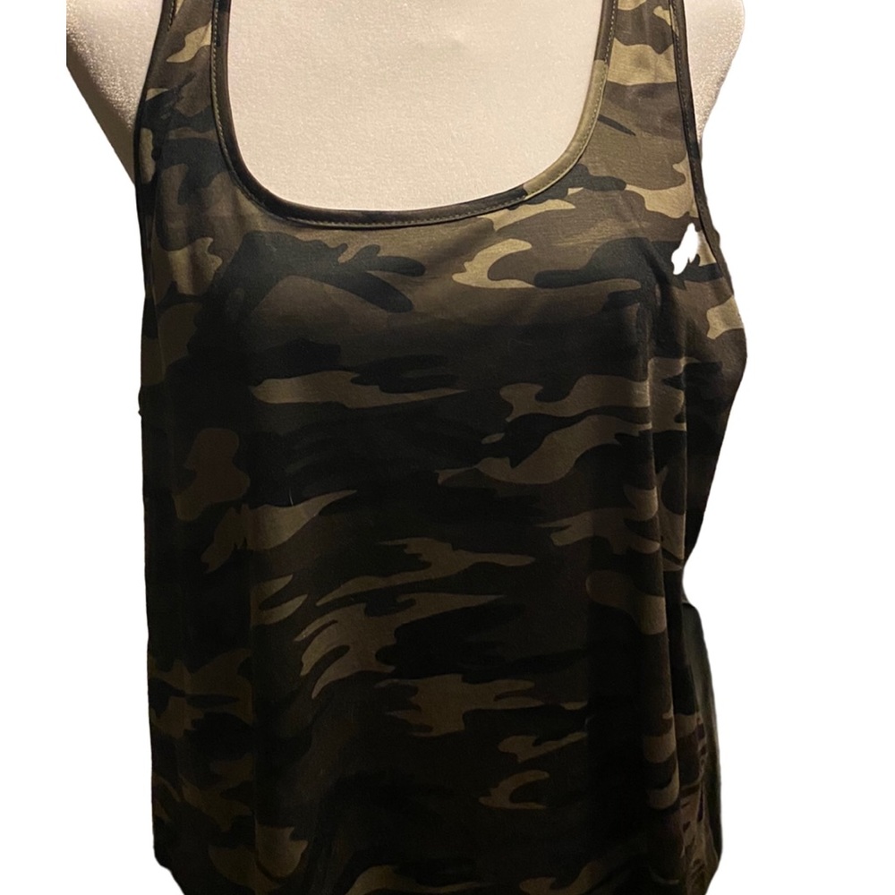 XL Shein Camo TankTop